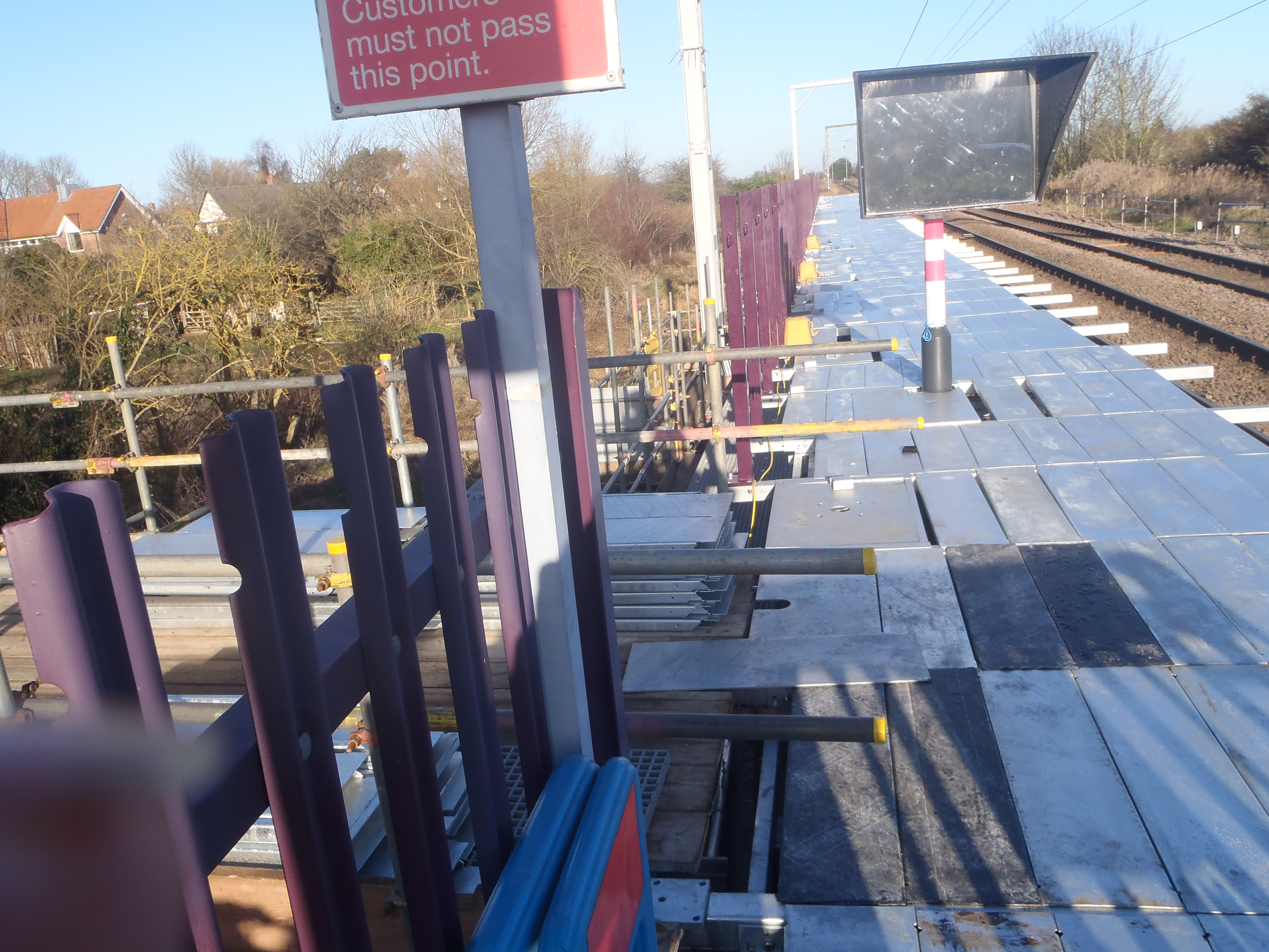 looking north from down platform