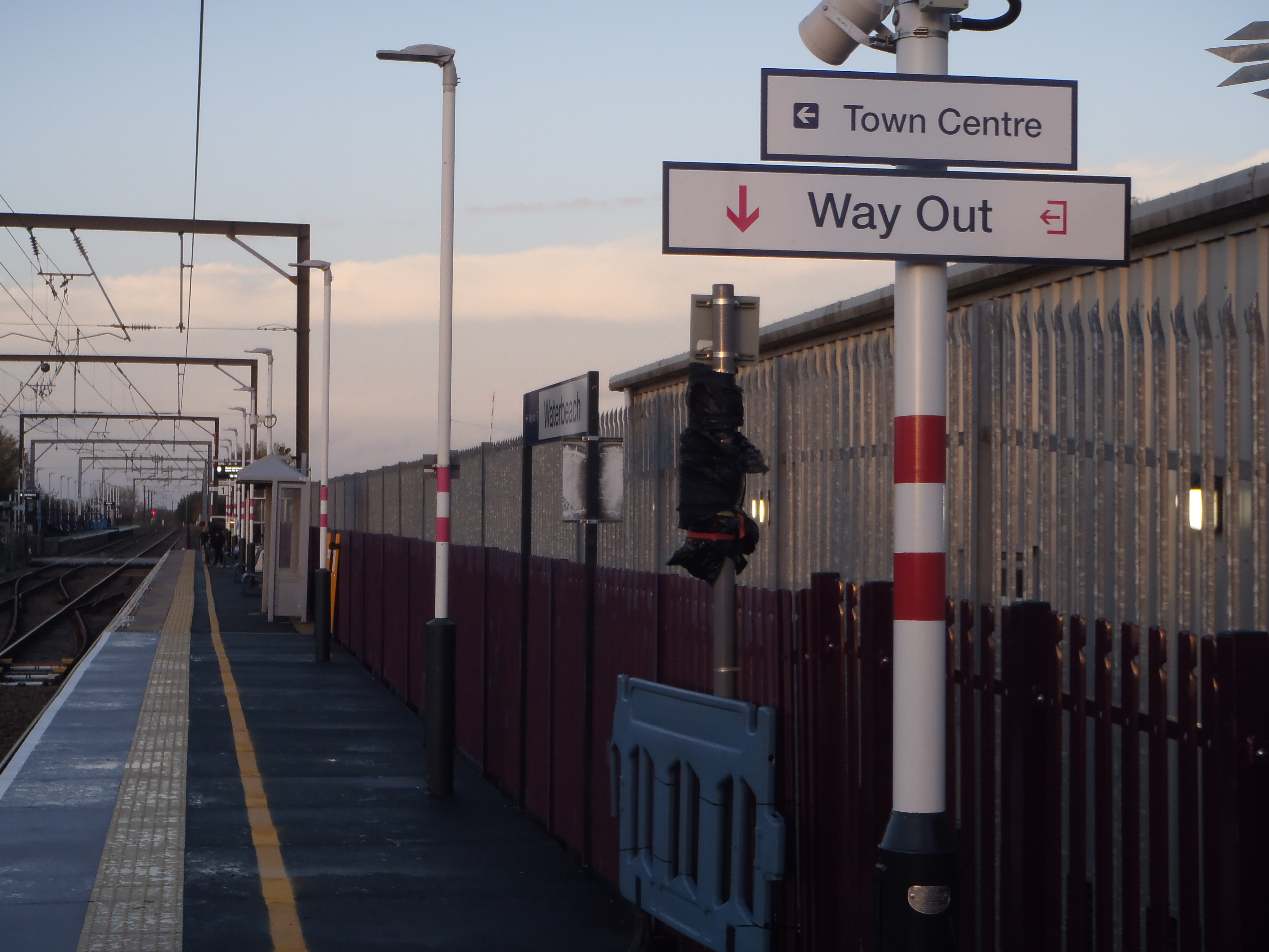 looking north on up platform