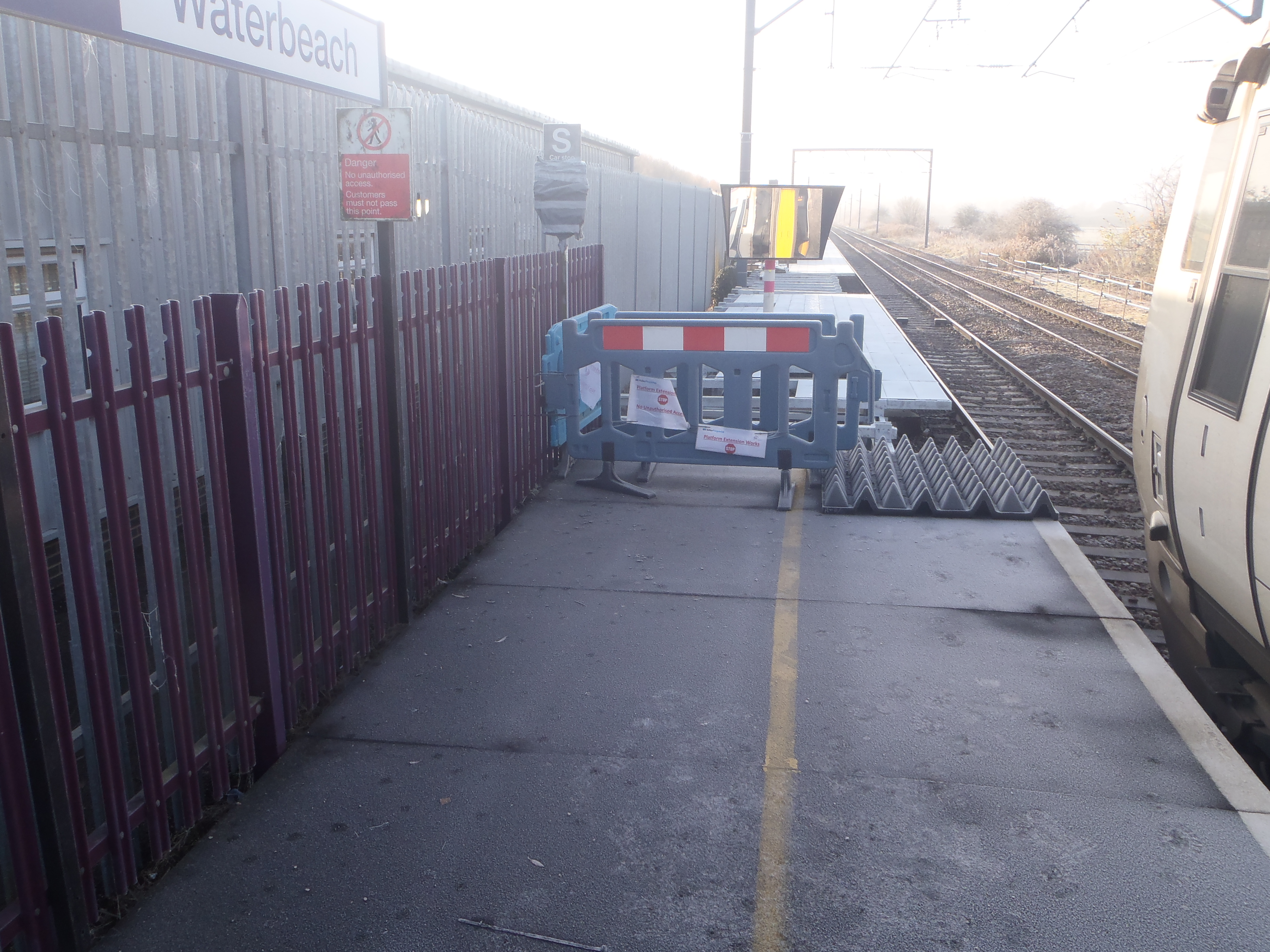 looking south from up platform